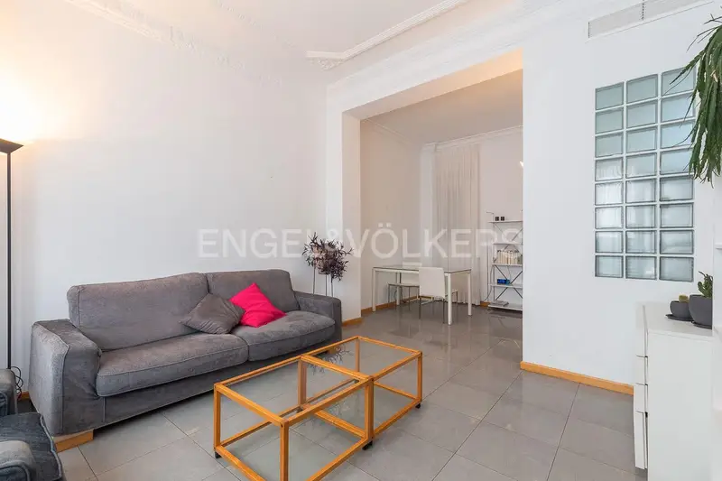 Apartamento en venta en Valencia ciudad zona Plaza España