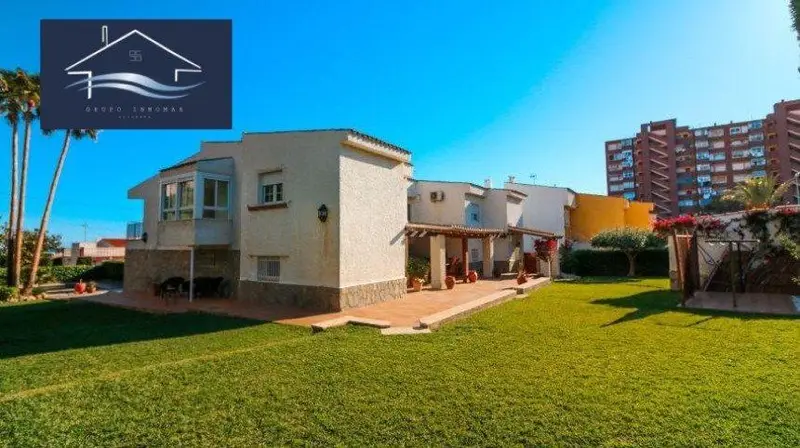 Venta Chalet Cabo Huertas 580m2 Piscina Vistas Mar