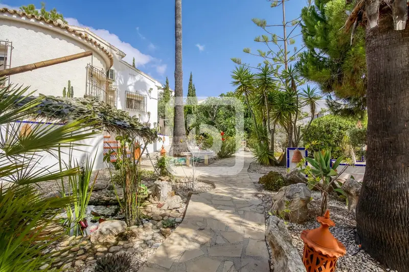 Chalet en venta Moraira Golden Valley con piscina
