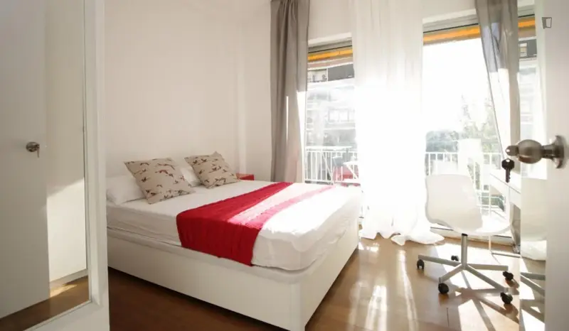 Habitacion Doble Les Corts Cerca Metro Zona Universitaria