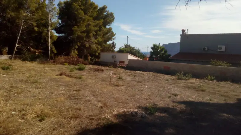 Venta Parcela Cometa Calpe 1044m2 Vistas al Mar