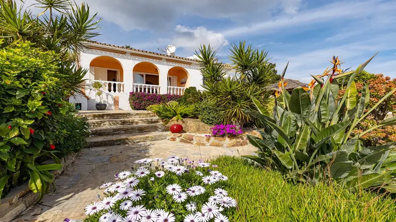 Bungalow con Vistas al Mar en Torreguadiaro San Roque