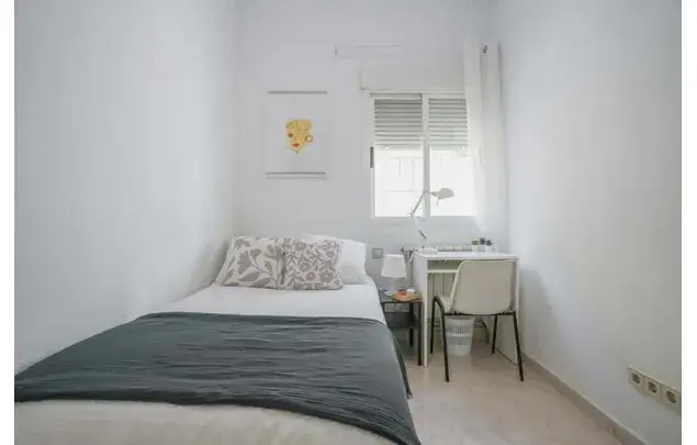 Habitacion en Madrid Calle de los Sagrados Corazones