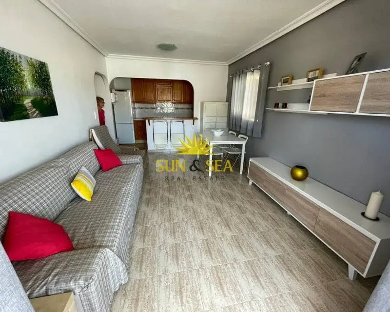 Apartamento en Alquiler Mil Palmeras Cerca de la Playa