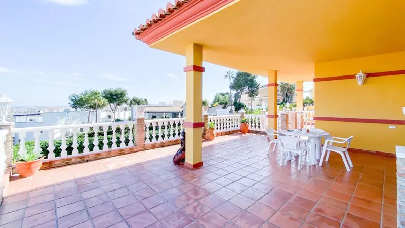 Venta Chalet con Piscina en El Lagarejo Mijas