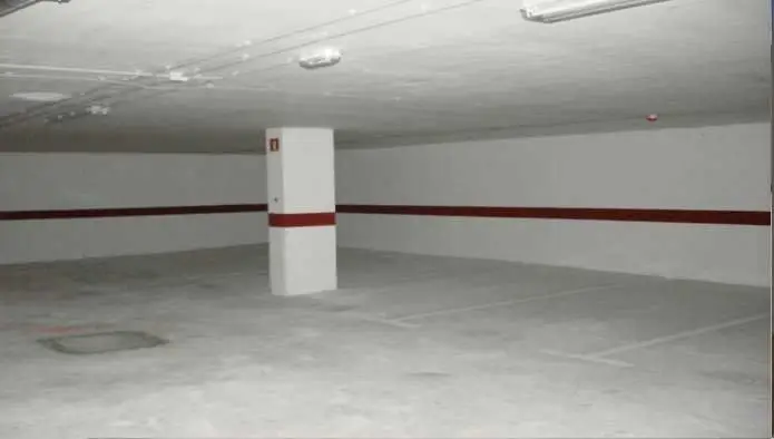 Garaje en Venta Onil 10m2 con Ascensor