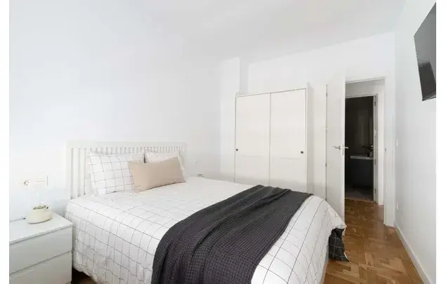 Habitacion 130m2 Pamplona Alquiler Larga Temporada
