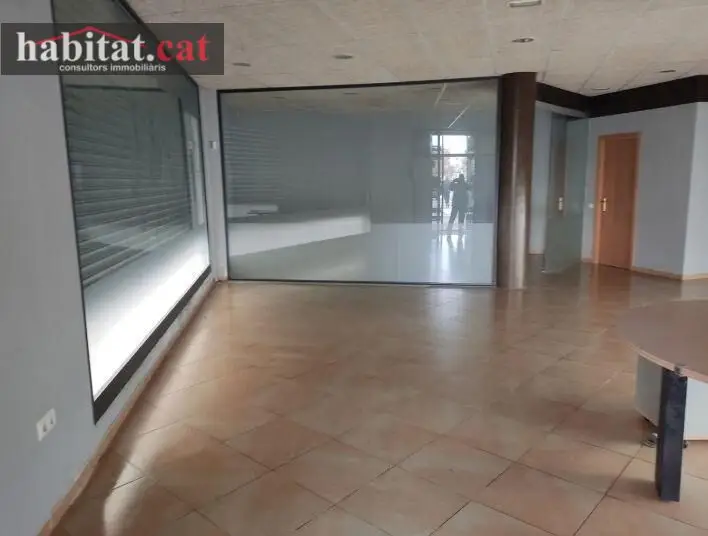 Venta Local Comercial Hospital Vilanova i la Geltru 74m2
