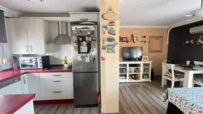 Piso Reformado en Camas Centro 70m2 2 Dormitorios Terraza