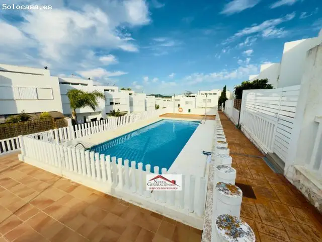 Adosado En Venta En Conil De La Frontera, Cádiz