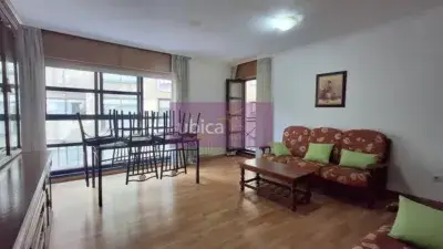 Piso en Venta Ponteareas 98m2 3 Dormitorios 2 Baños Garaje Terraza