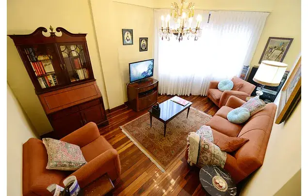 Habitaci	ón 130m	² Bilbao Estancia Media Larga Dep	ósito 580
