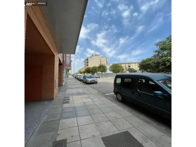 Local Comercial 600m2 en Avda Ejercito Espanol Barbastro