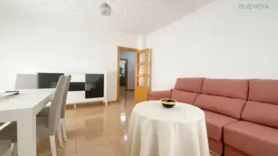 Piso en venta en Mazarrón con 4 habitaciones y garaje