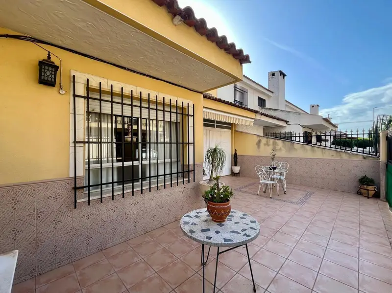 Venta Bungalow con chimenea en Pascual Andreu, Almoradi - Ref: 00650