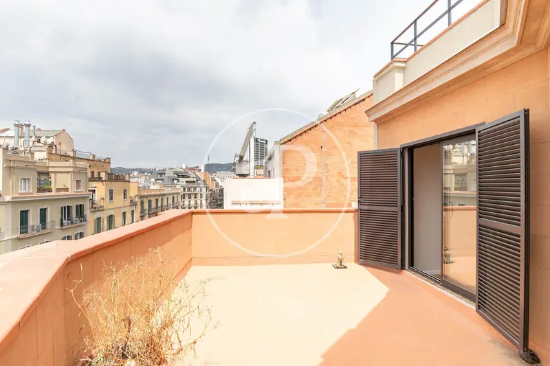 Atico en venta calle Provenza a reformar