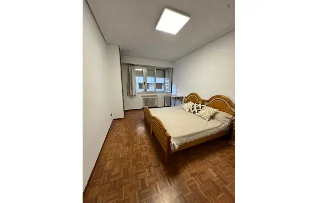 Apartamento 5 Dormitorios Logroño Estudiantes Trabajadores