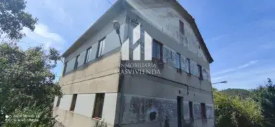 Casa en venta en Mondariz