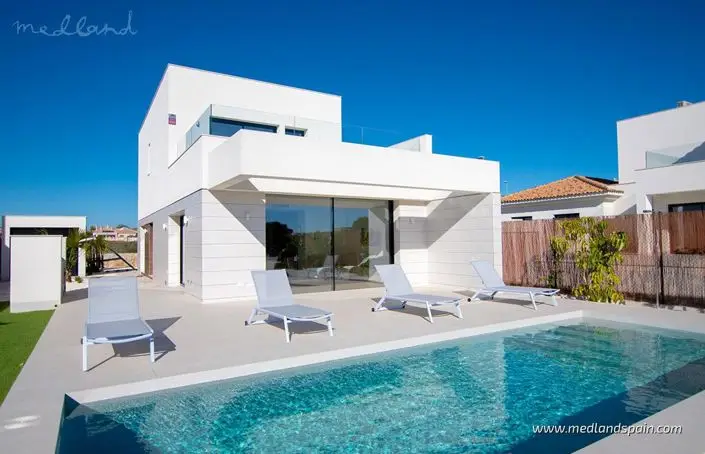 Villa 3 Dormitorios en Venta La Herrada