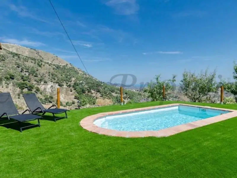 Alquiler Cuarto Casa Campo Competa Malaga
