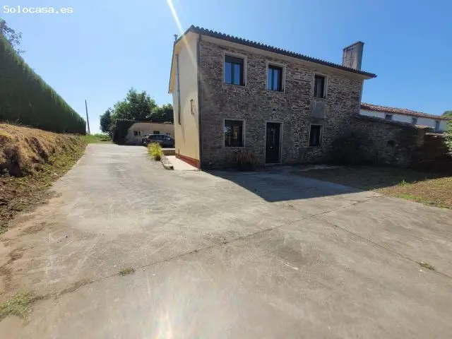 Casa de Piedra con Anexo en Entorno Rural cerca Santiago