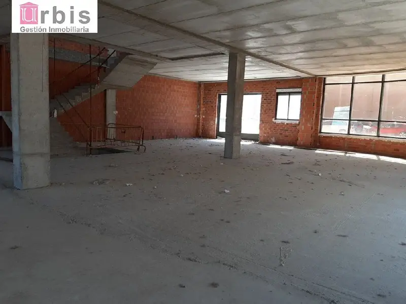 Venta Local Comercial 1000m² Montalvo II Carbajosa de la Sagrada