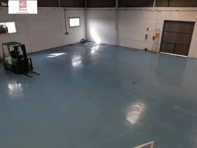 Alquiler Nave Industrial Montijo Patio Opcional Trifásica