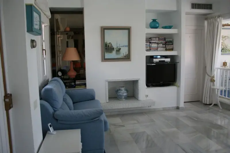 Atico en Venta Marbella 2 Dormitorios Piscina Vistas al Mar