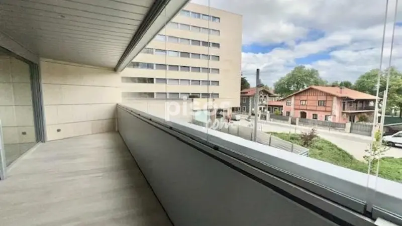 Piso en Alquiler Calle Salesianos 4 Dormitorios 130m2