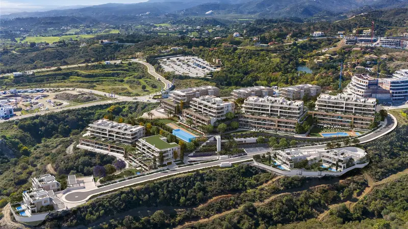 Apartamento 2 Dormitorios Lujo Estepona