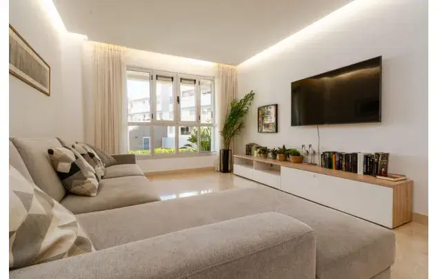 Apartamento en San Pedro Alcántara 3 Dormitorios 2 Baños