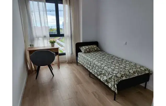Alquiler Habitacion 84m2 Alcalá de Henares Amueblada Piscina