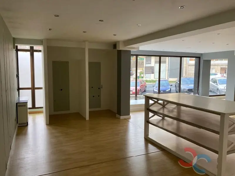 Venta Local Comercial 120m2 Barro Dos Trasteros