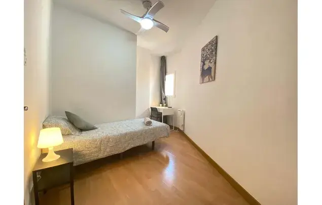 Habitacion 90m2 Madrid Alquiler Larga Temporada