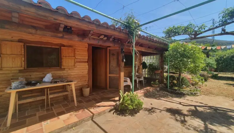 Casa Rural con 1 Dormitorio en Monda Espa	1a