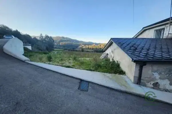 Casa en Coaña Asturias 256m2 6 habitaciones 2 baños ideal familias