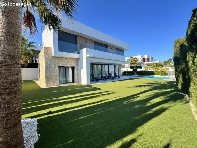 Villa en Sierra Cortina Finestrat