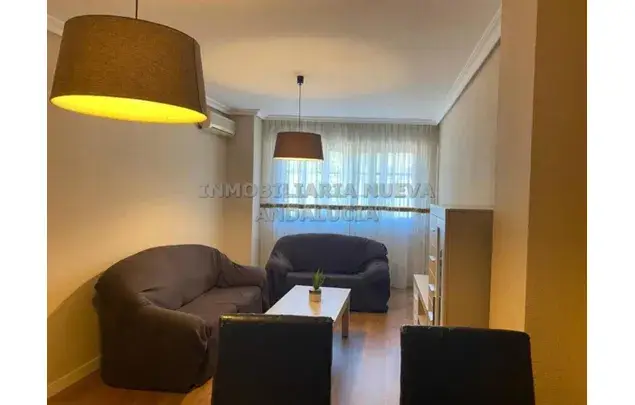 Alquiler Apartamento 3 Dormitorios 110m2 Almeria