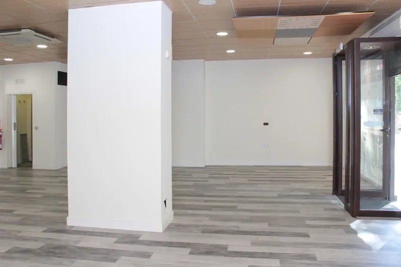 Local Comercial en Sevilla Este 98m2