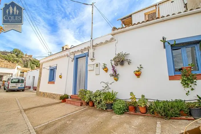 2 Bed Townhouse for sale