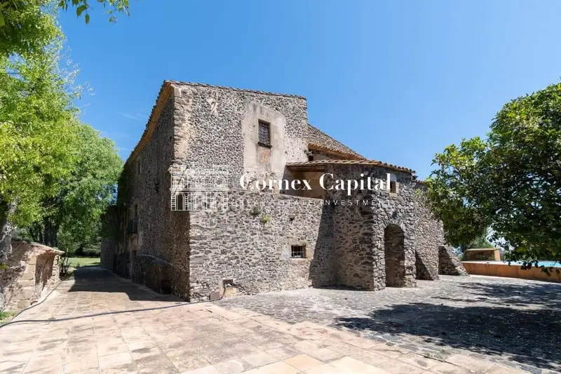 Masía Rupià Girona 1000m2 Jardín Piscina Anexo