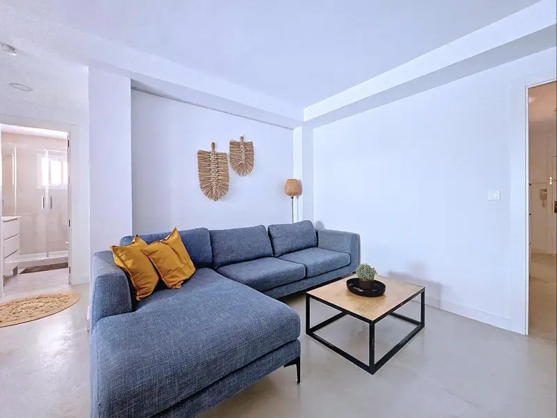 Apartamento 3 Dormitorios Playa Campello Alicante