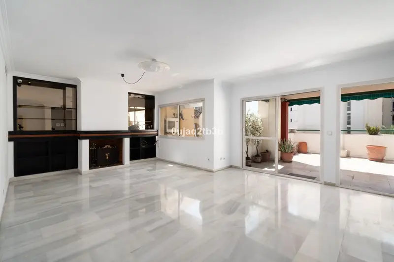 Atico 4 Dormitorios Marbella Centro Playa Terrazas Garaje