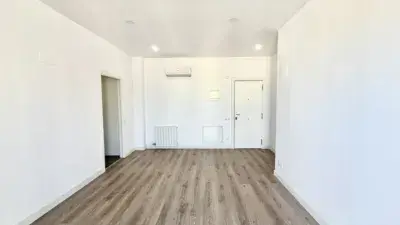 Piso en Alquiler en Zona Tranquila y Bien Comunicada