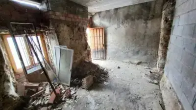 Casa Adosada Economica en Frailes Cerca de Alcalá la Real