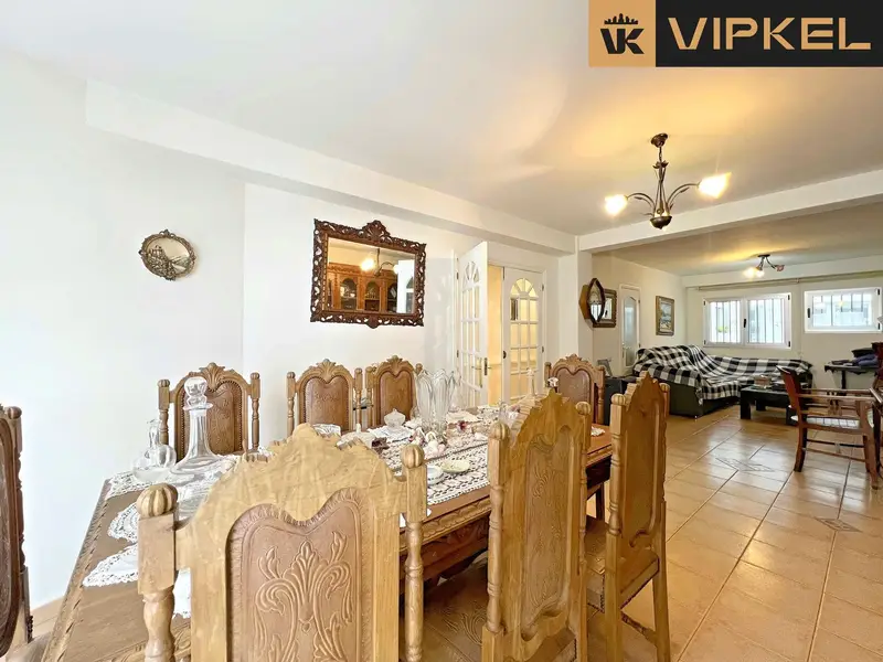 Venta de Piso en Padron 100m2  2 Dormitorios Patio Privado