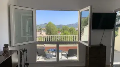 Chalet pareado en alquiler en Carrer del Riu Gorgos, 31
