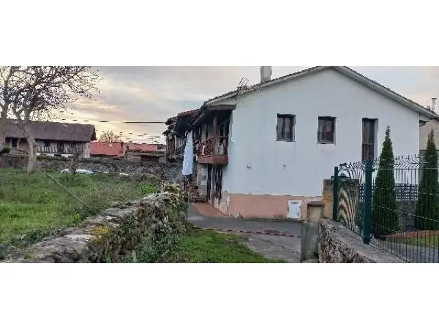 Casa Ocupada Santa Maria De Cayon