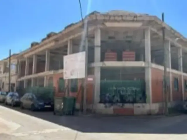 Piso en venta Calle Manzana Valdepe	ñas Ciudad Real