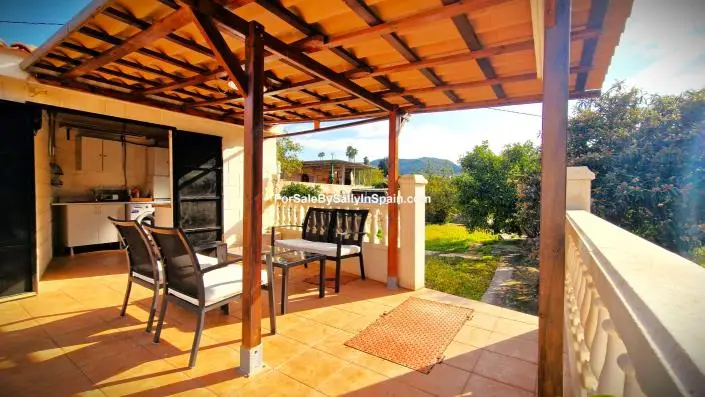 Casa Nispero Villa de 2 Dormitorios en Venta cerca de Gandia